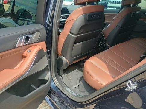 Used 2023 BMW X5 M50i w/ Dynamic Handling Package AWD/4WD image 21