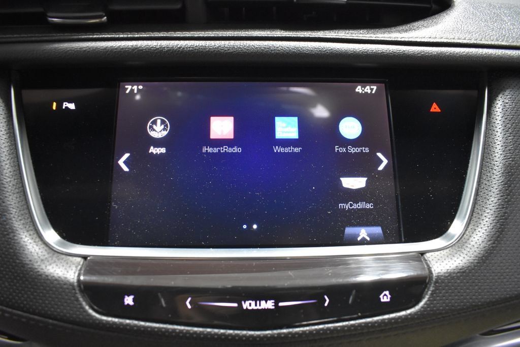 Used 2018 Cadillac XT5 FWD image 24
