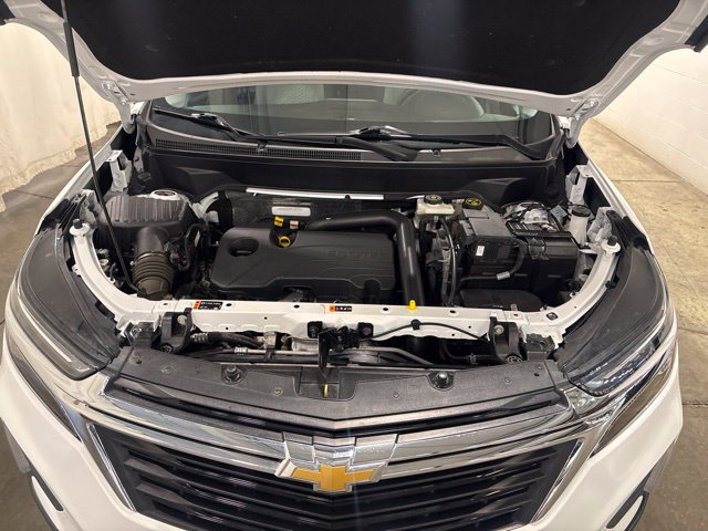 Used 2024 Chevrolet Equinox LT w/ LPO, Floor Liner Package AWD/4WD image 8