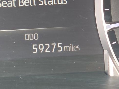 Used 2023 Toyota Highlander L image 24