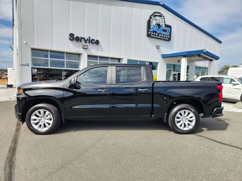Used 2021 Chevrolet Silverado 1500 Custom image 8