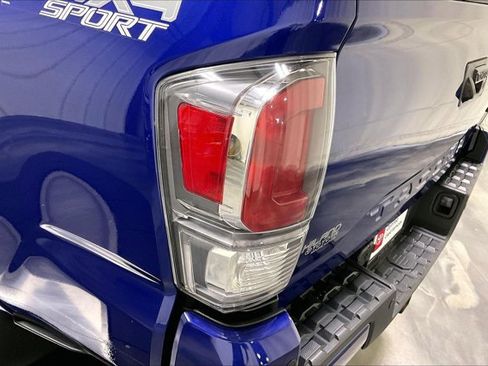 Certified 2023 Toyota Tacoma TRD Sport w/ Technology Package AWD/4WD image 30