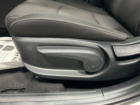 Used 2024 Kia Forte LXS image 12