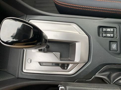 Used 2021 Subaru Crosstrek 2.0i Premium w/ Moonroof Package image 21