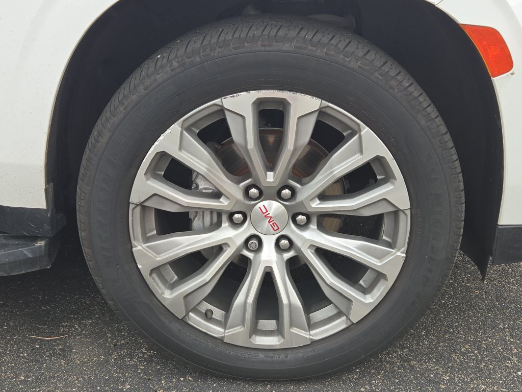 Used 2021 GMC Yukon Denali AWD/4WD image 5