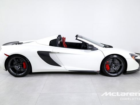 Used 2016 McLaren 650S Spider image 11