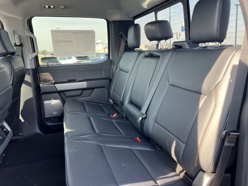 New 2026 Ford F250 Lariat w/ Lariat Premium Package AWD/4WD image 24