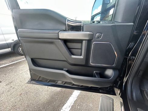 Certified 2021 Ford F450 Platinum w/ FX4 Off-Road Package image 42