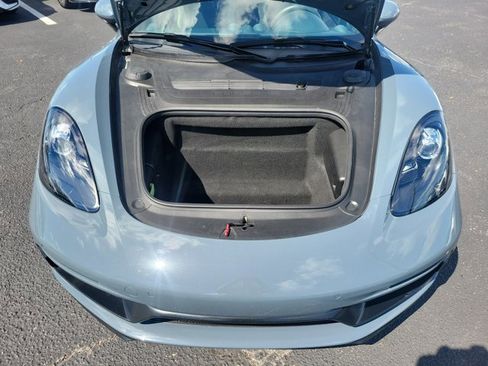 Used 2018 Porsche 718 Boxster GTS image 8