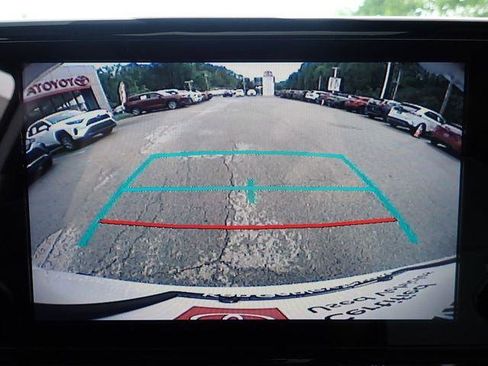 Certified 2022 Toyota Sienna XSE w/ XSE Plus Package AWD/4WD image 27