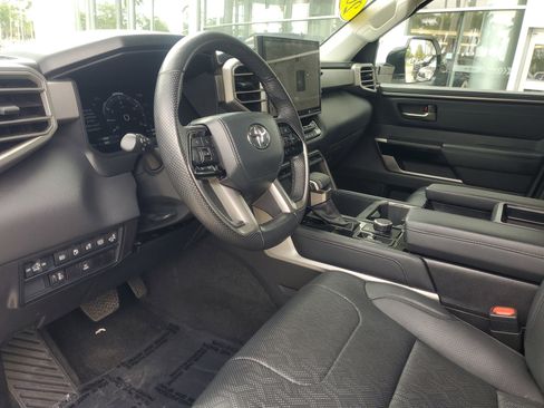 Used 2024 Toyota Tundra Limited w/ Power Package AWD/4WD image 14