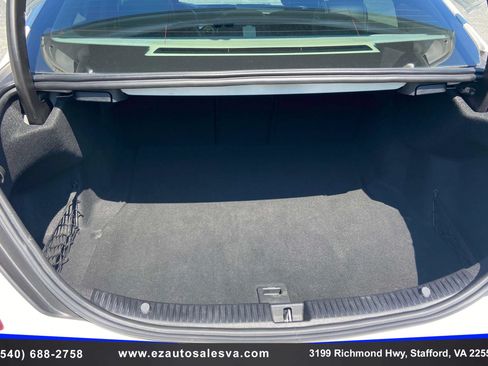 Used 2017 Mercedes-Benz C 300 4MATIC Sedan image 11