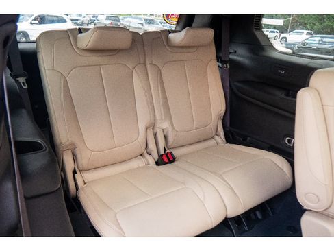Used 2023 Jeep Grand Cherokee L Limited AWD/4WD image 22