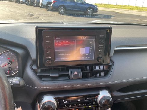 Used 2019 Toyota RAV4 LE w/ All Weather Liner Package AWD/4WD image 15