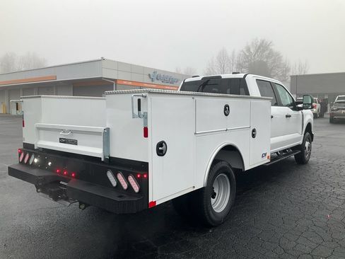 New 2026 Ford F350 XL w/ XL Chrome Package AWD/4WD image 5