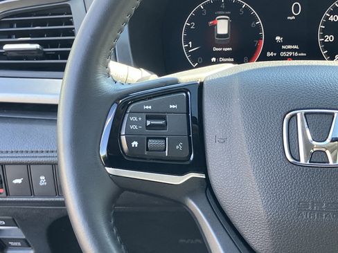 Certified 2025 Honda Odyssey EX-L image 21