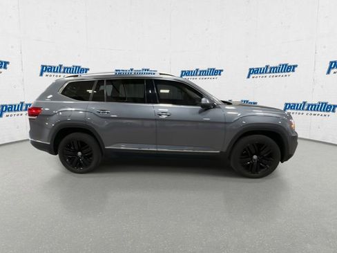 Used 2019 Volkswagen Atlas SEL Premium image 12