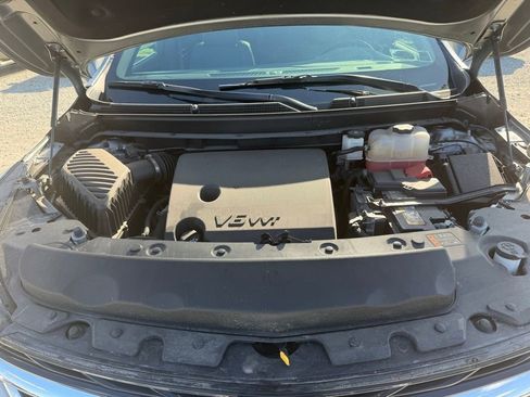 Used 2024 Buick Enclave Essence w/ Experience Buick Package image 18