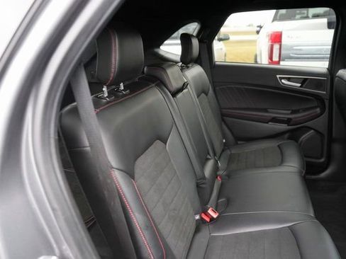 Used 2024 Ford Edge ST-Line image 16