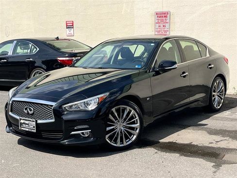 Used 2015 INFINITI Q50 Premium w/ Navigation Package AWD/4WD image 1