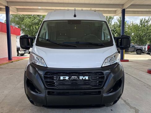 Used 2023 RAM ProMaster 2500 FWD image 2
