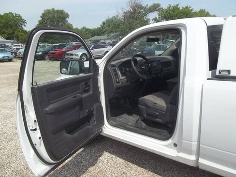 Used 2011 RAM 2500 ST w/ ST Popular Equipment Group RWD image 11