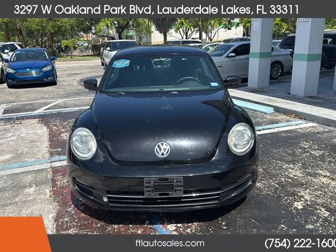 Used 2012 Volkswagen Beetle 2.5 FWD image 4