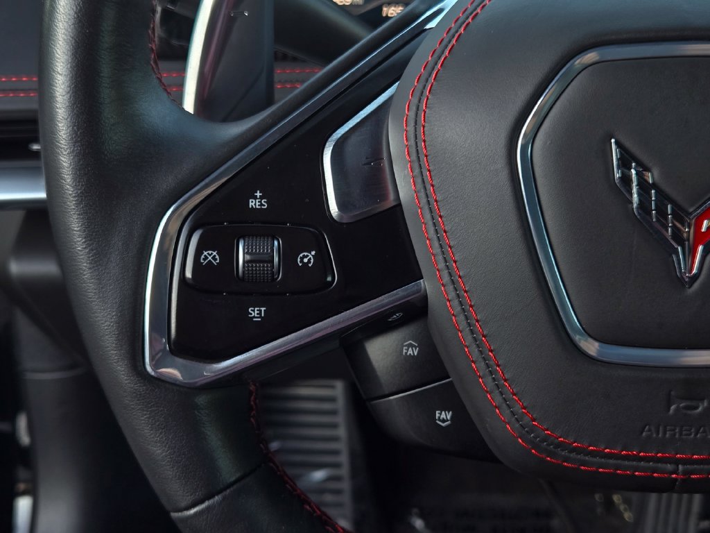 Used 2021 Chevrolet Corvette Stingray Premium Cpe w/ Z51 Performance Package RWD image 37