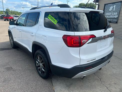 Used 2017 GMC Acadia SLT FWD image 7