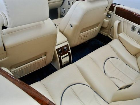 Used 2000 Rolls-Royce Corniche image 24