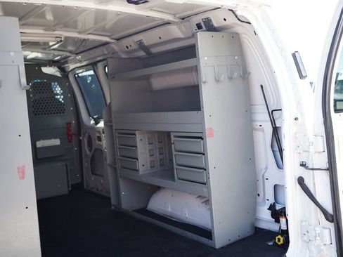 Used 2011 Ford E-250 and Econoline 250 w/ PWR Group RWD image 13