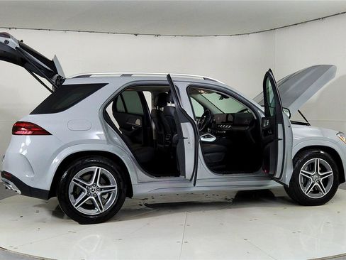 Used 2024 Mercedes-Benz GLE 450 4MATIC image 12