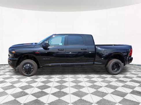 New 2026 RAM 3500 Laramie AWD/4WD image 8