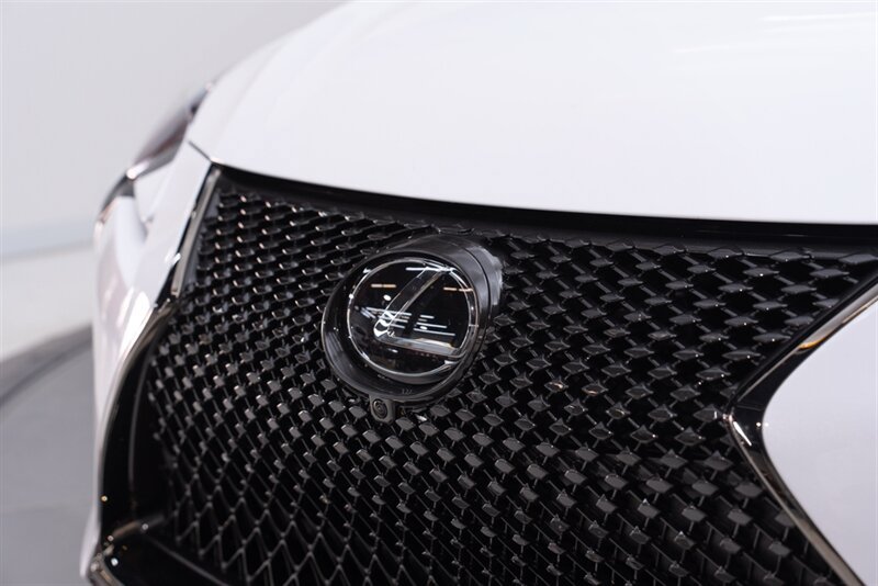 Used 2024 Lexus LC 500 Convertible RWD image 34