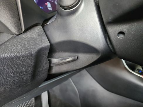 Used 2023 Toyota RAV4 XLE image 25