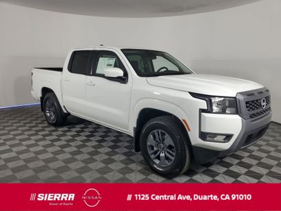 New 2025 Nissan Frontier SV w/ SV Convenience Package