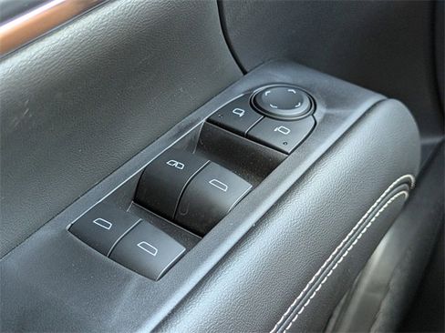 New 2025 GMC Terrain Elevation w/ Elevation Premium Package image 29