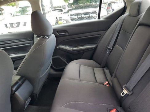 Used 2024 Nissan Altima 2.5 SV image 12