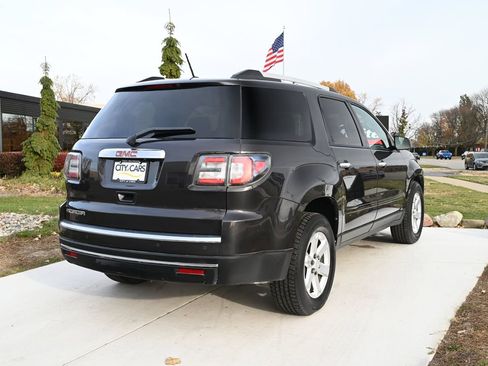 Used 2015 GMC Acadia SLE image 5