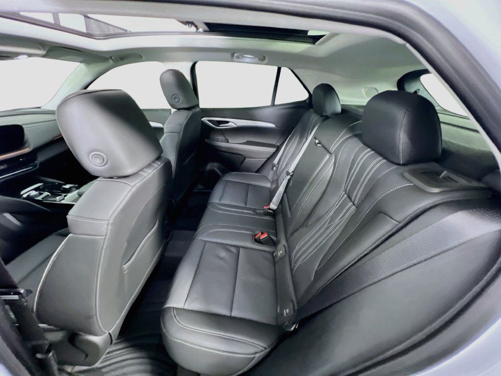 Certified 2026 Buick Envision Avenir AWD/4WD image 25