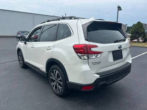 Used 2023 Subaru Forester Limited AWD/4WD image 7