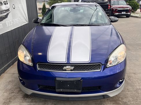 Used 2007 Chevrolet Monte Carlo SS w/ Silver Rally Stripe Package FWD image 11