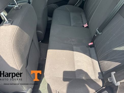 Used 2015 Ford Focus SE FWD image 10