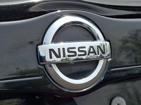 Used 2015 Nissan Versa S Plus image 28