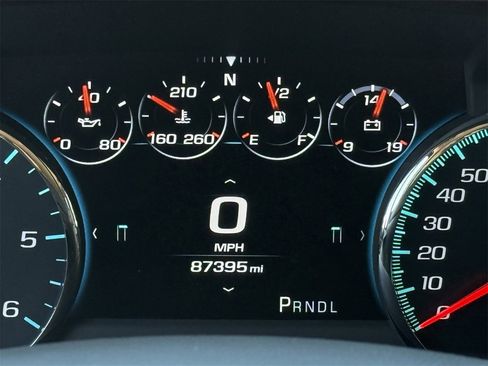 Used 2017 GMC Yukon Denali image 15