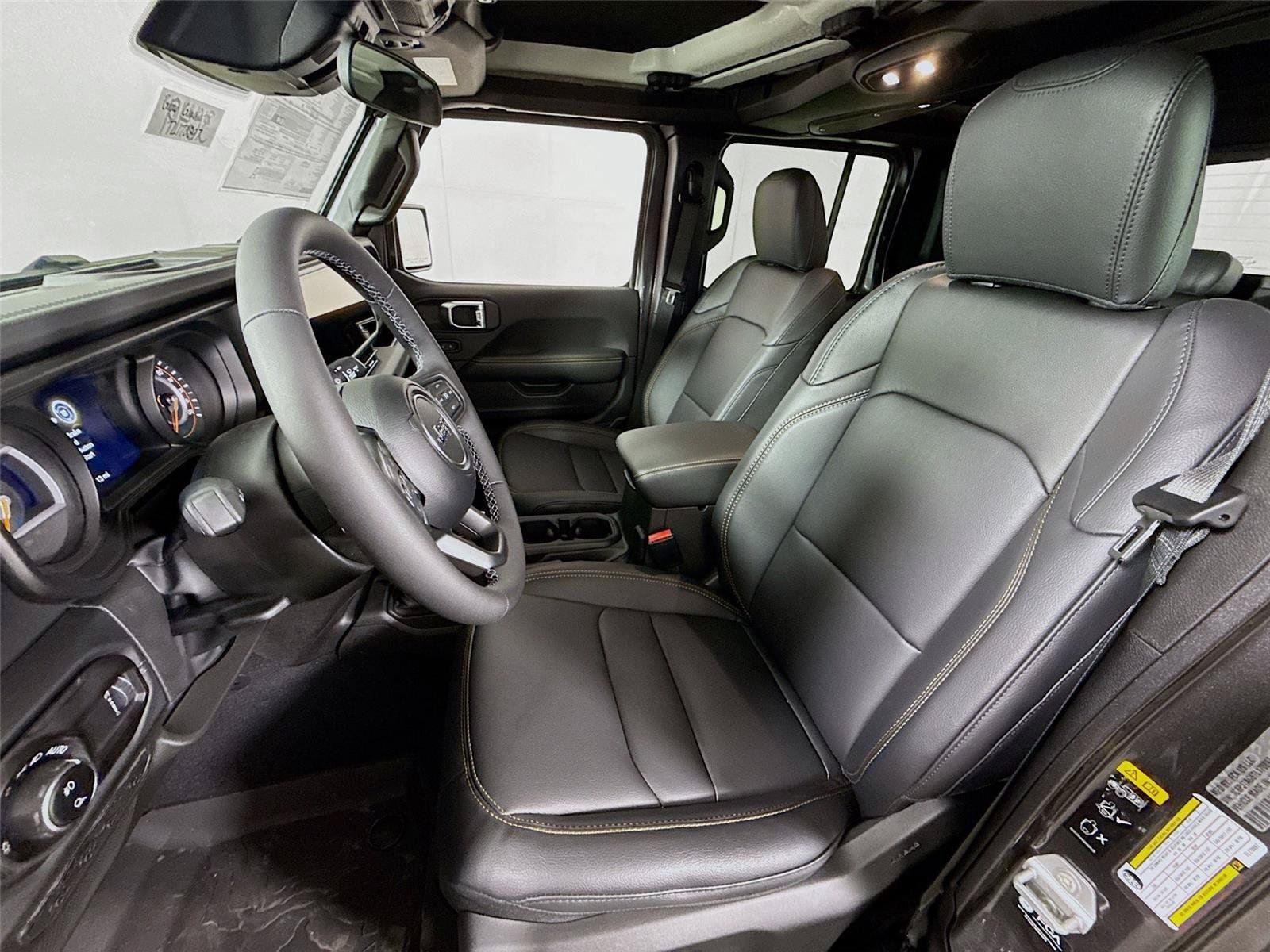 New 2026 Jeep Gladiator Sport AWD/4WD image 14