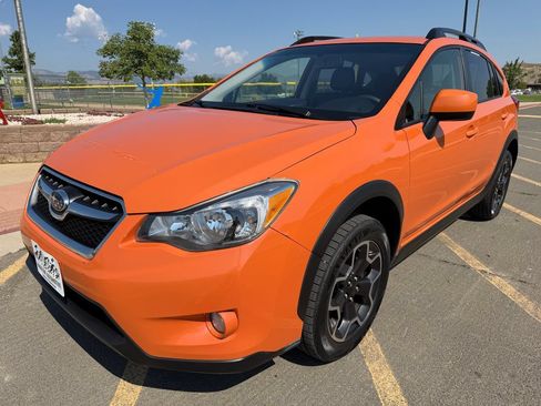Used 2014 Subaru Crosstrek 2.0i Limited AWD/4WD image 1