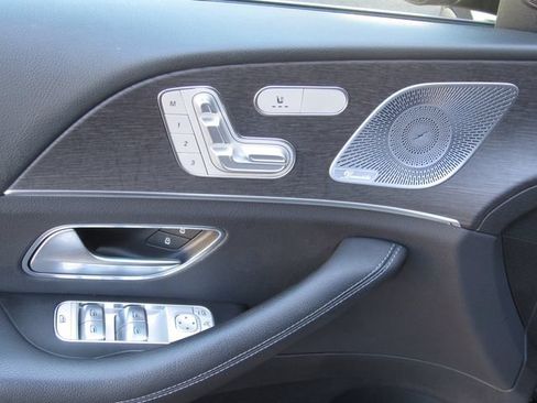 Used 2020 Mercedes-Benz GLE 350 4MATIC image 12