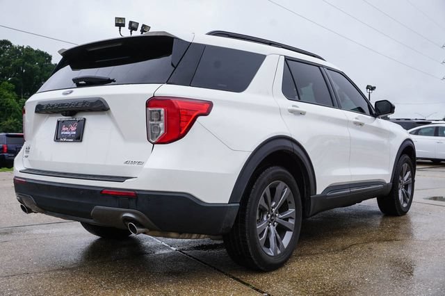 Used 2022 Ford Explorer XLT w/ Equipment Group 202A AWD/4WD image 4