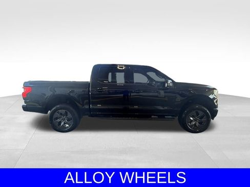 Used 2024 Ford F150 Lightning Lariat image 3
